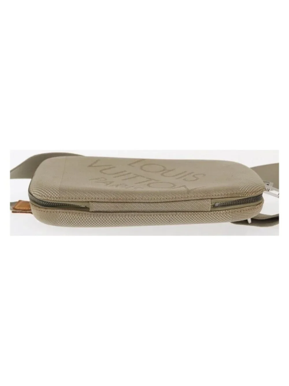 Authentic LOUIS VUITTON Damier Geant Mage Shoulder Bag Beige M93501 LV